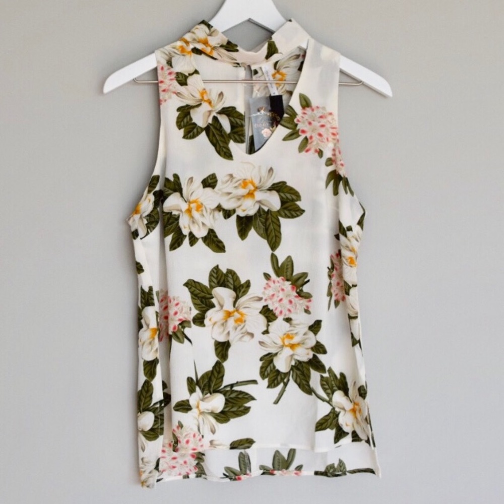 NWT White Floral Choker Tank Top